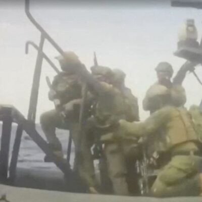 el ministro de Seguridad humilla y maltrata a los tripulantes de la Flotilla a Gaza y comparte las imágenes en redes